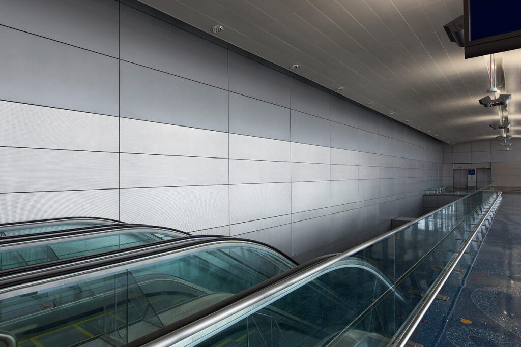 Aluminum Curtain Wall vs Glass Curtain Wall: Which Is Right for Your Building?